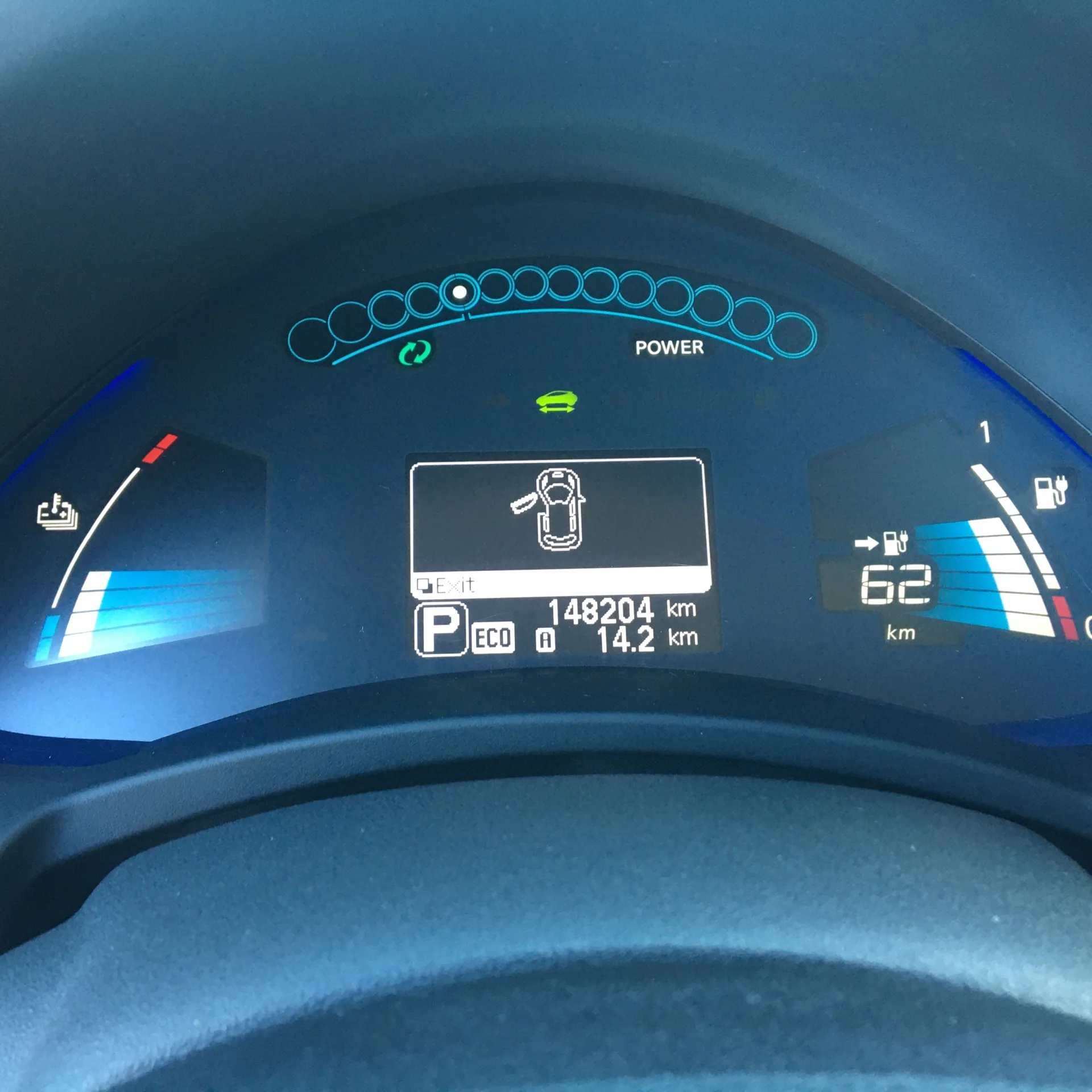 Nissan Leaf — фото 9