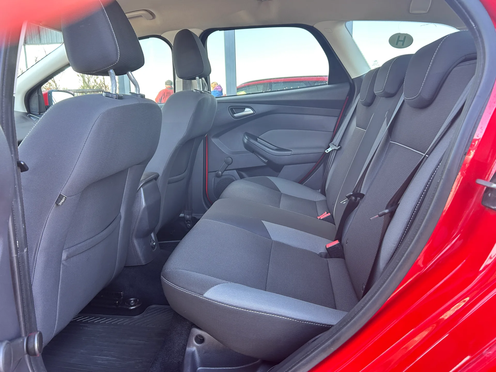 Ford Focus — фото 6