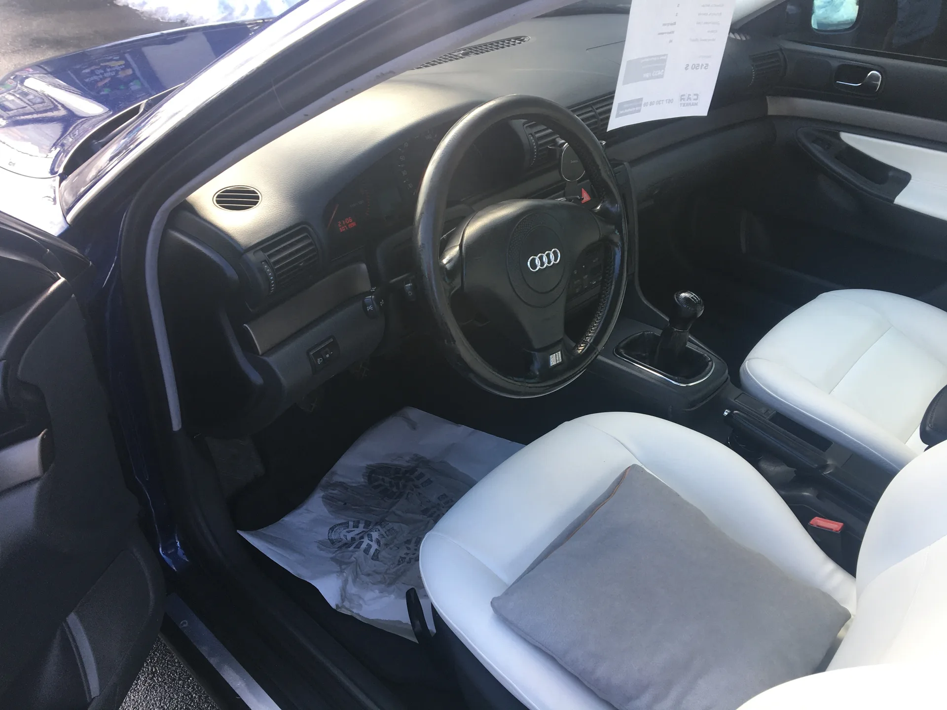 Audi A4 — фото 8