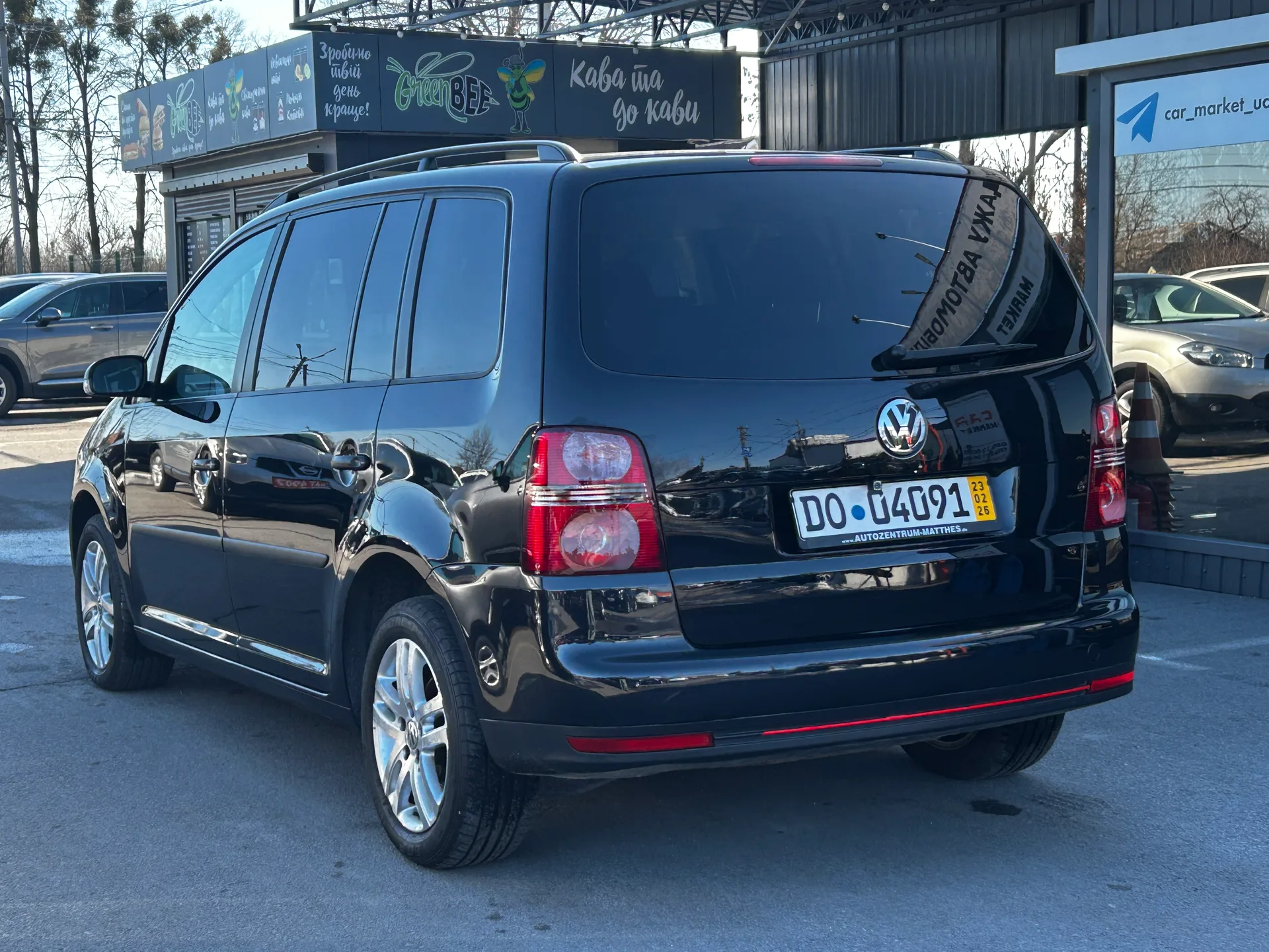Volkswagen Touran — фото 4