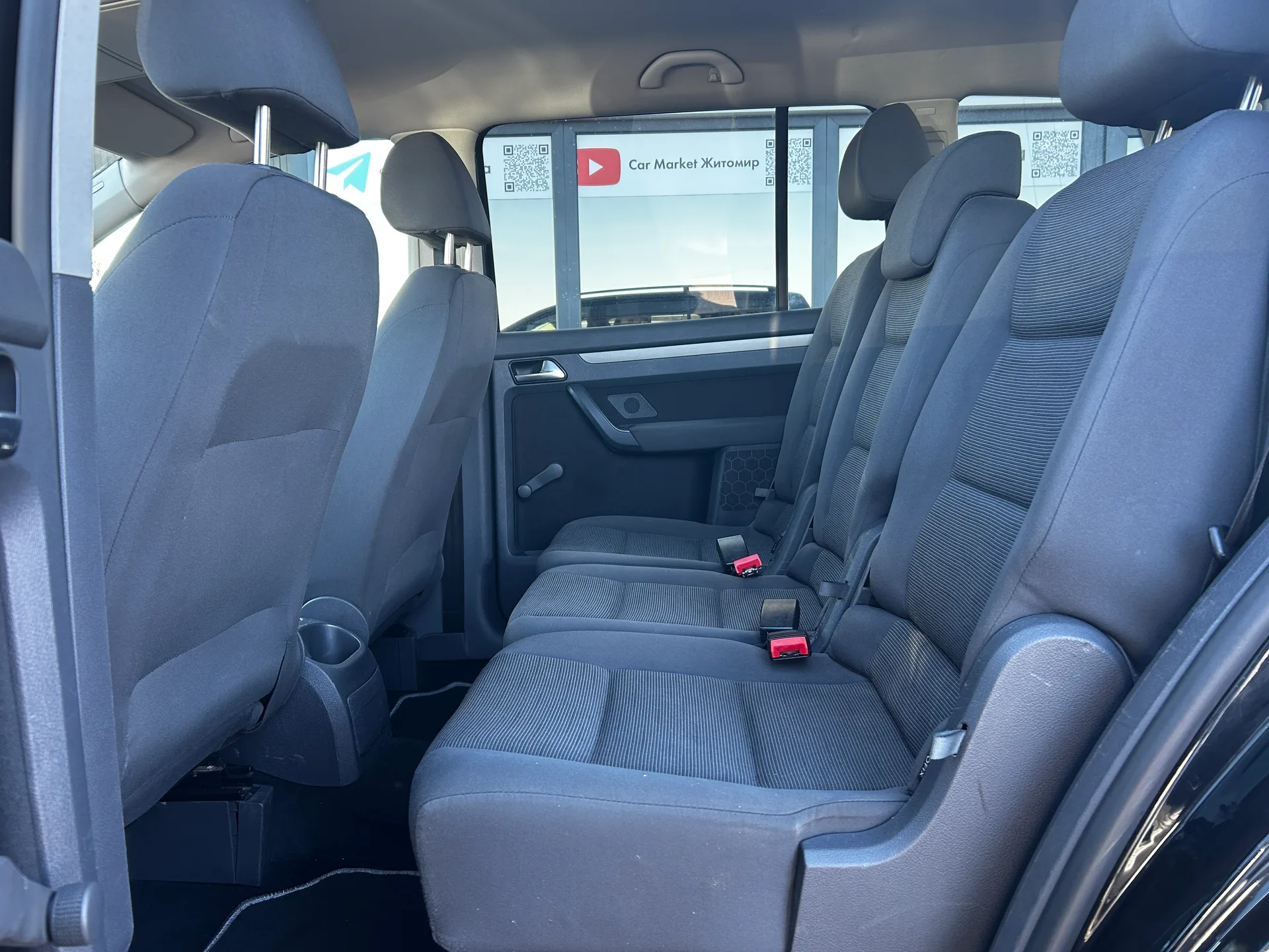 Volkswagen Touran — фото 7