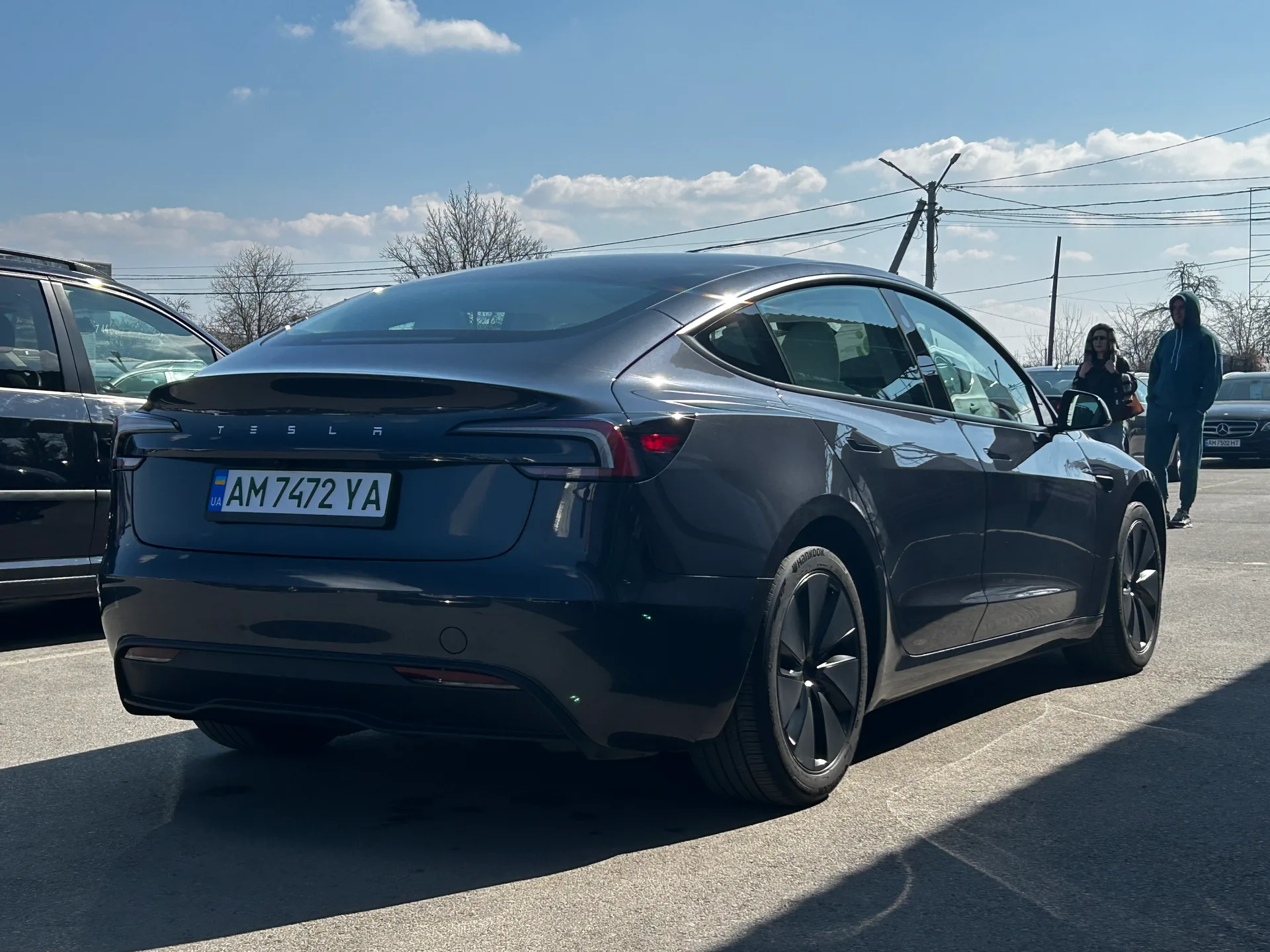 Tesla Model 3 — фото 3