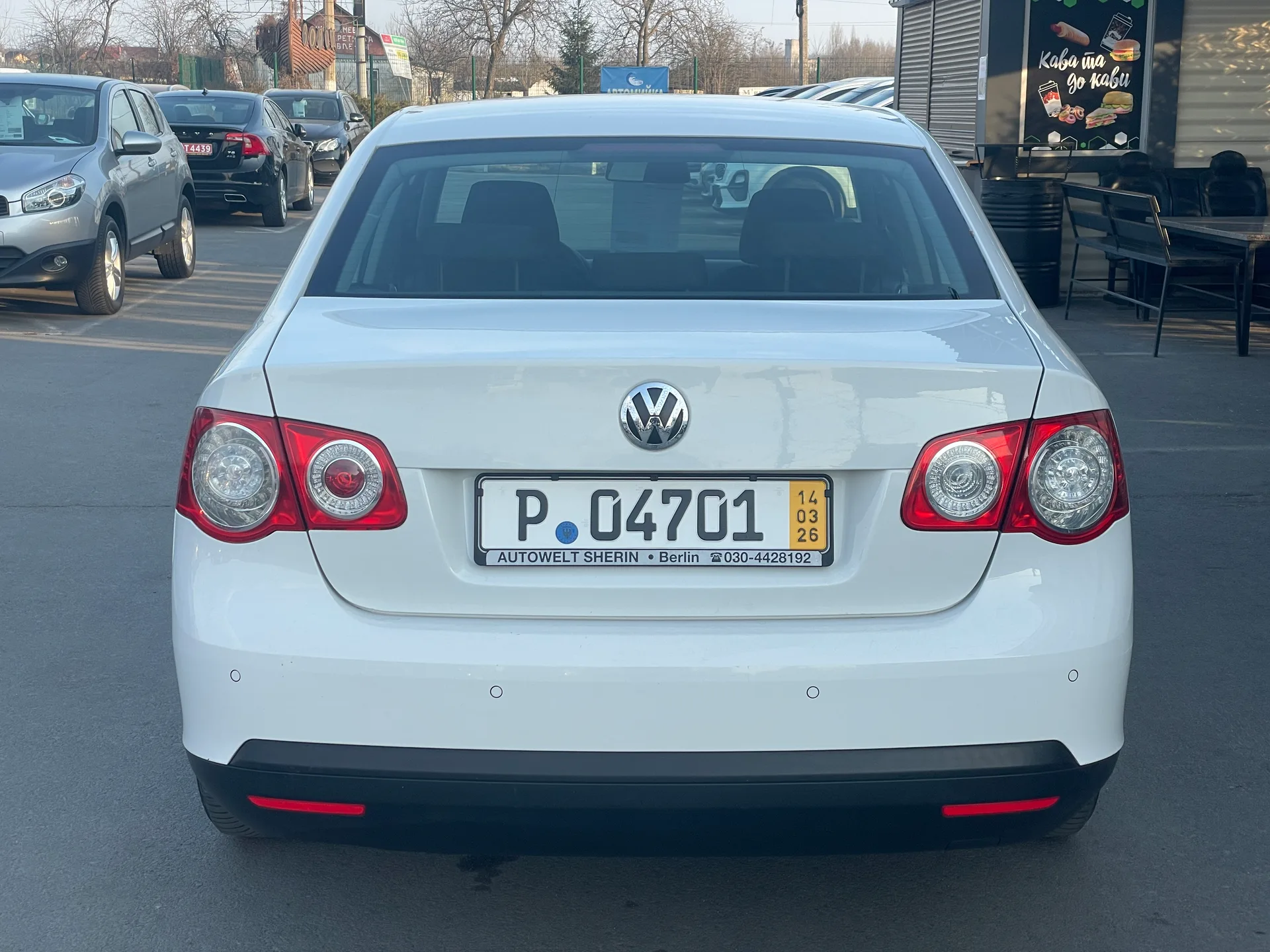 Volkswagen Jetta — фото 4