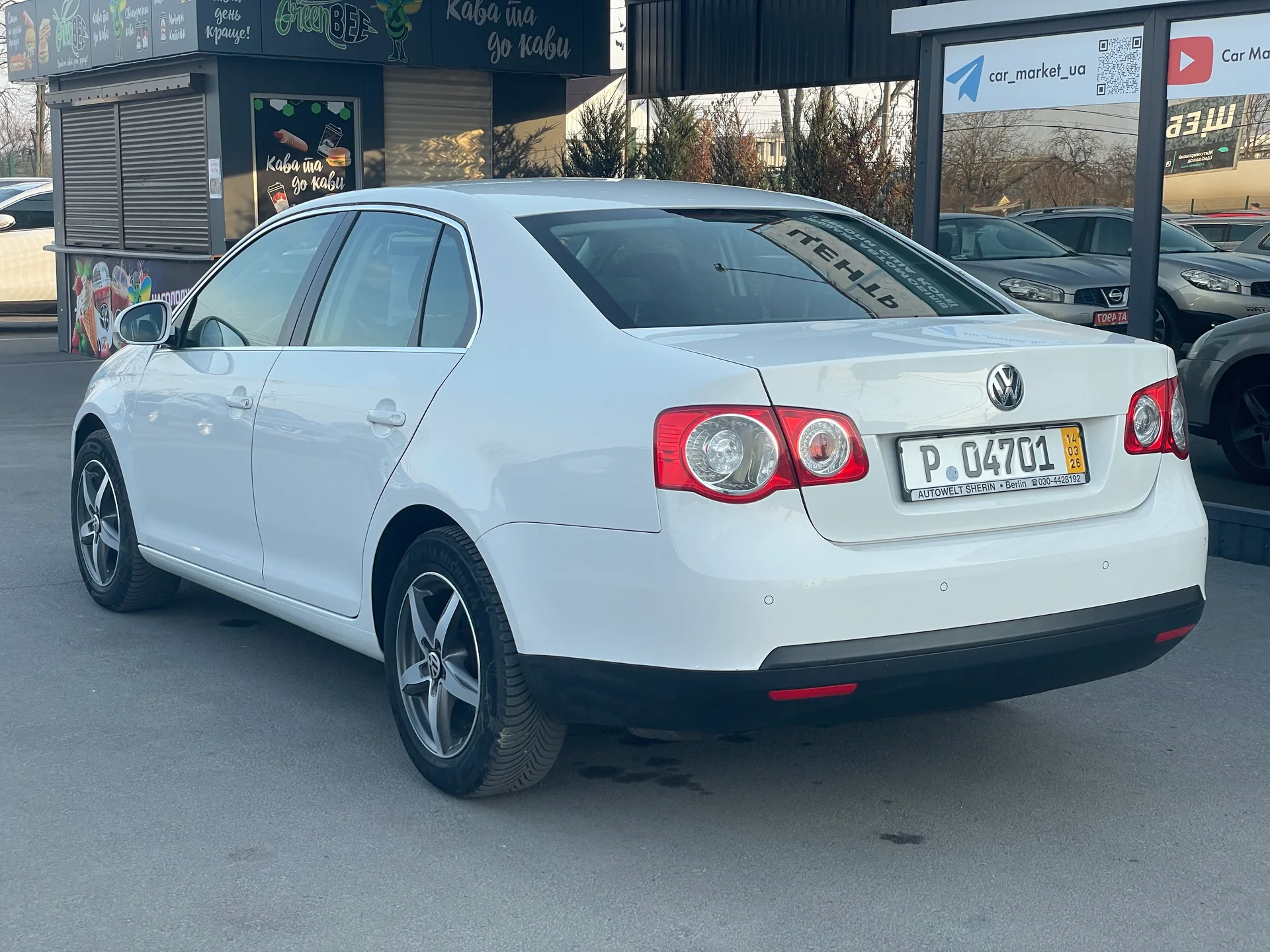 Volkswagen Jetta — фото 5