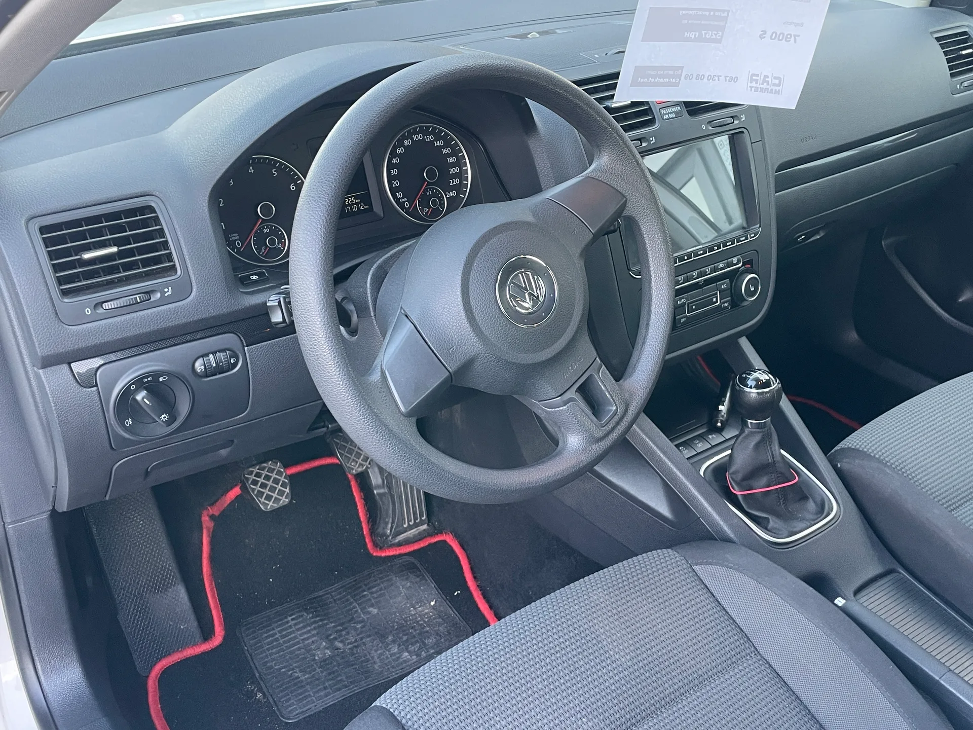 Volkswagen Jetta — фото 8