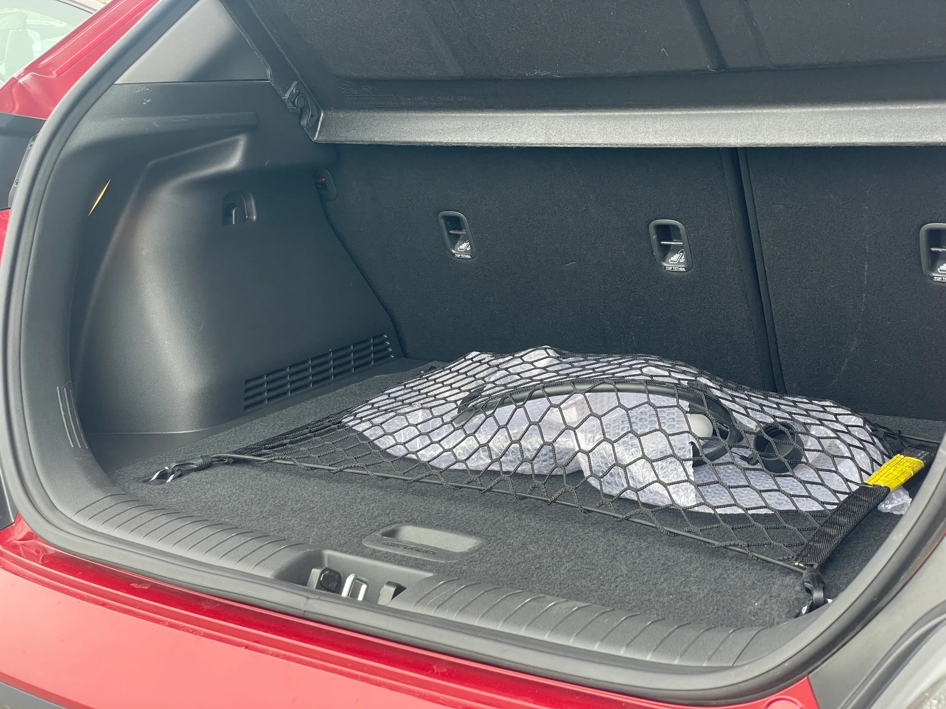 Hyundai Kona — фото 7