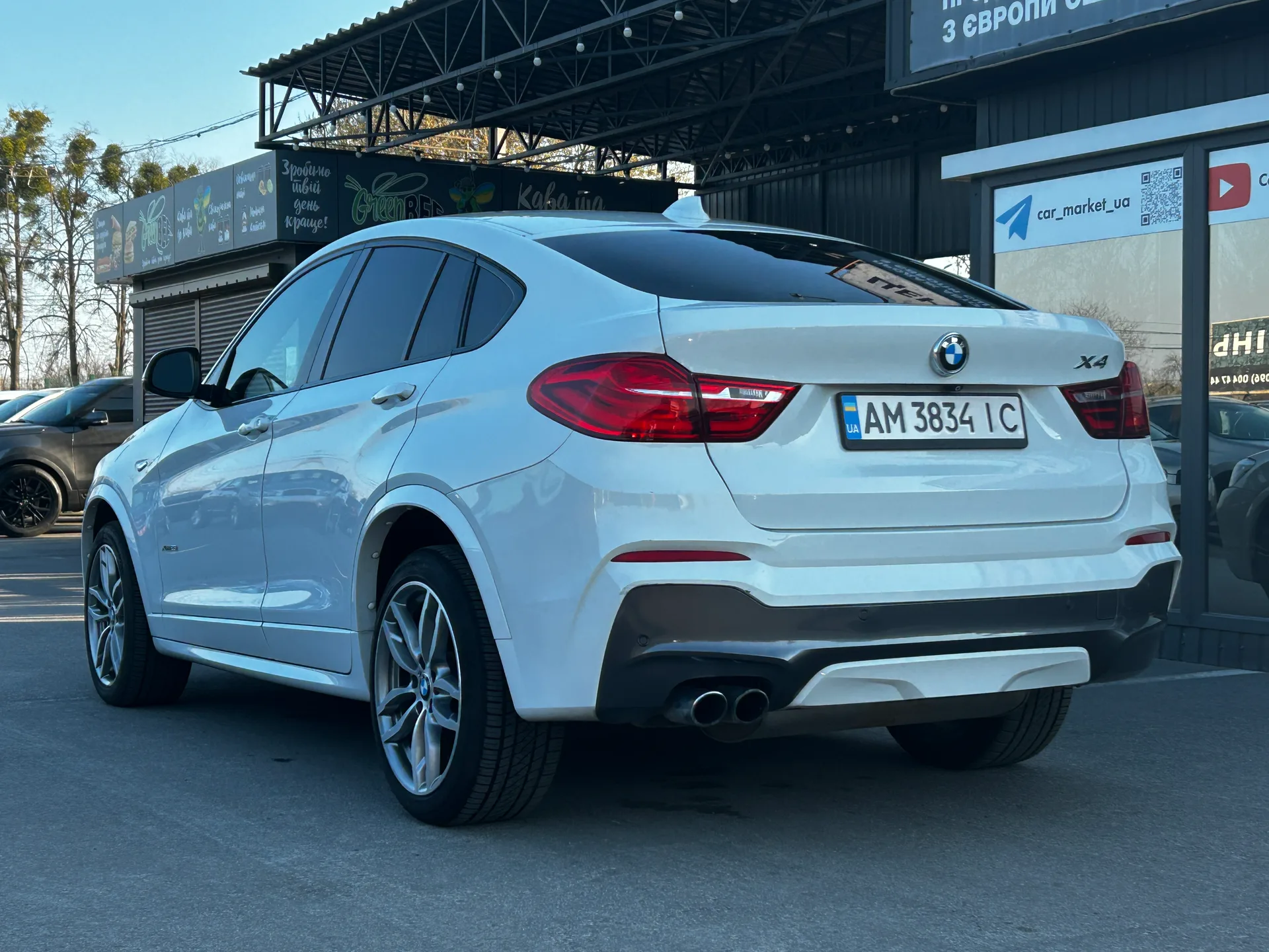 BMW X4 — фото 4