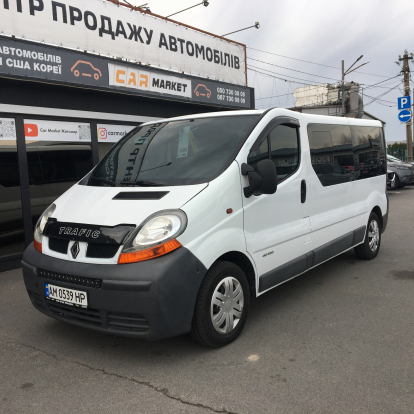 Renault Trafic пасс. 2005