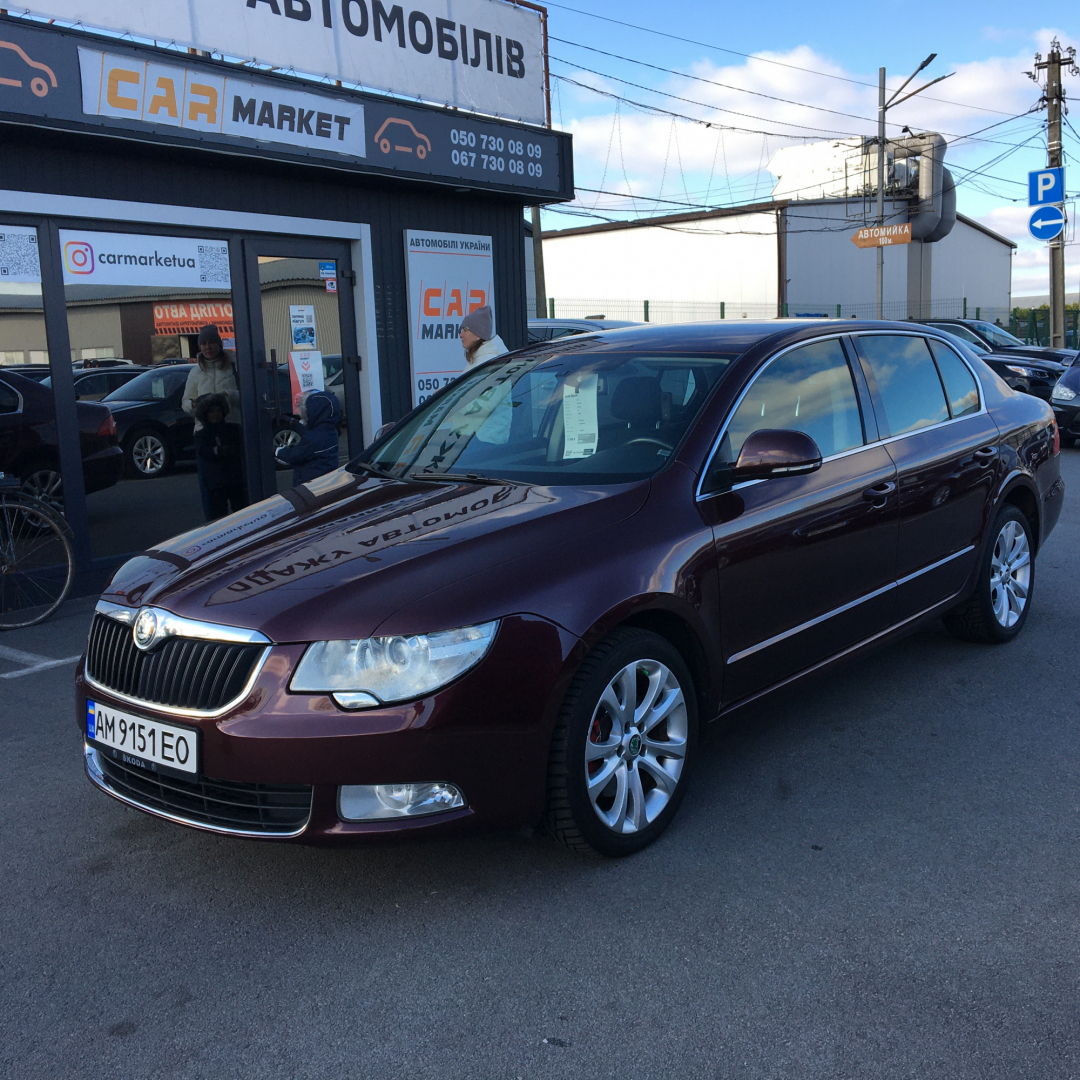 Skoda Superb 2012 Skoda Superb 2012