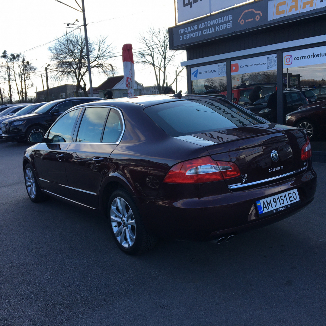 Skoda Superb 2012 Skoda Superb 2012