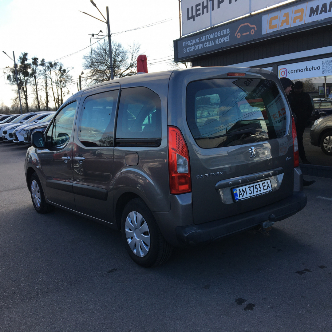 Peugeot Partner пасс. 2008 Peugeot Partner пасс. 2008