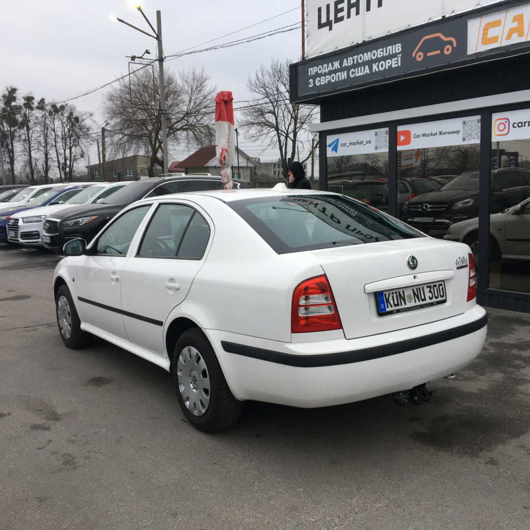 Skoda Octavia Tour 2010 Skoda Octavia Tour 2010