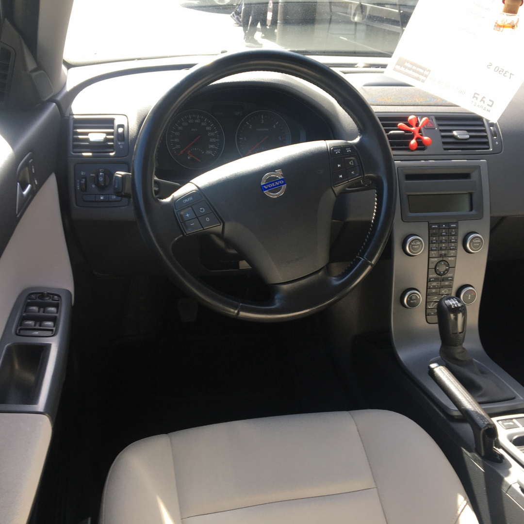 Volvo V50 2010 Volvo V50 2010