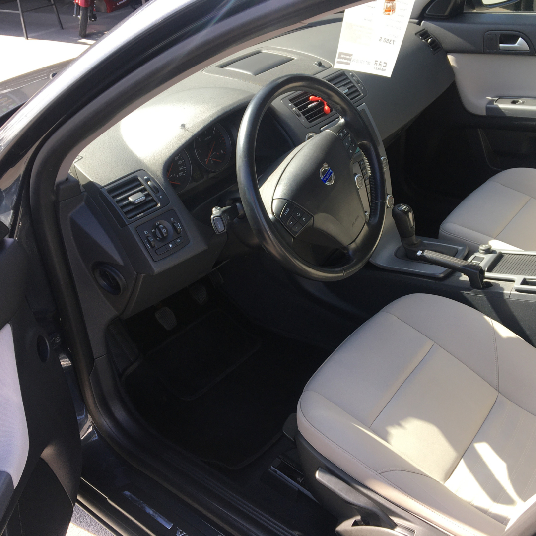 Volvo V50 2010 Volvo V50 2010