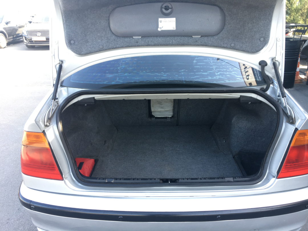 BMW 318 2000 BMW 318 2000