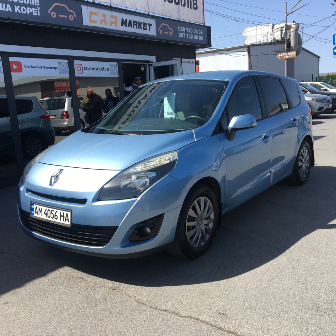 Renault Grand Scenic 2011 Renault Grand Scenic 2011