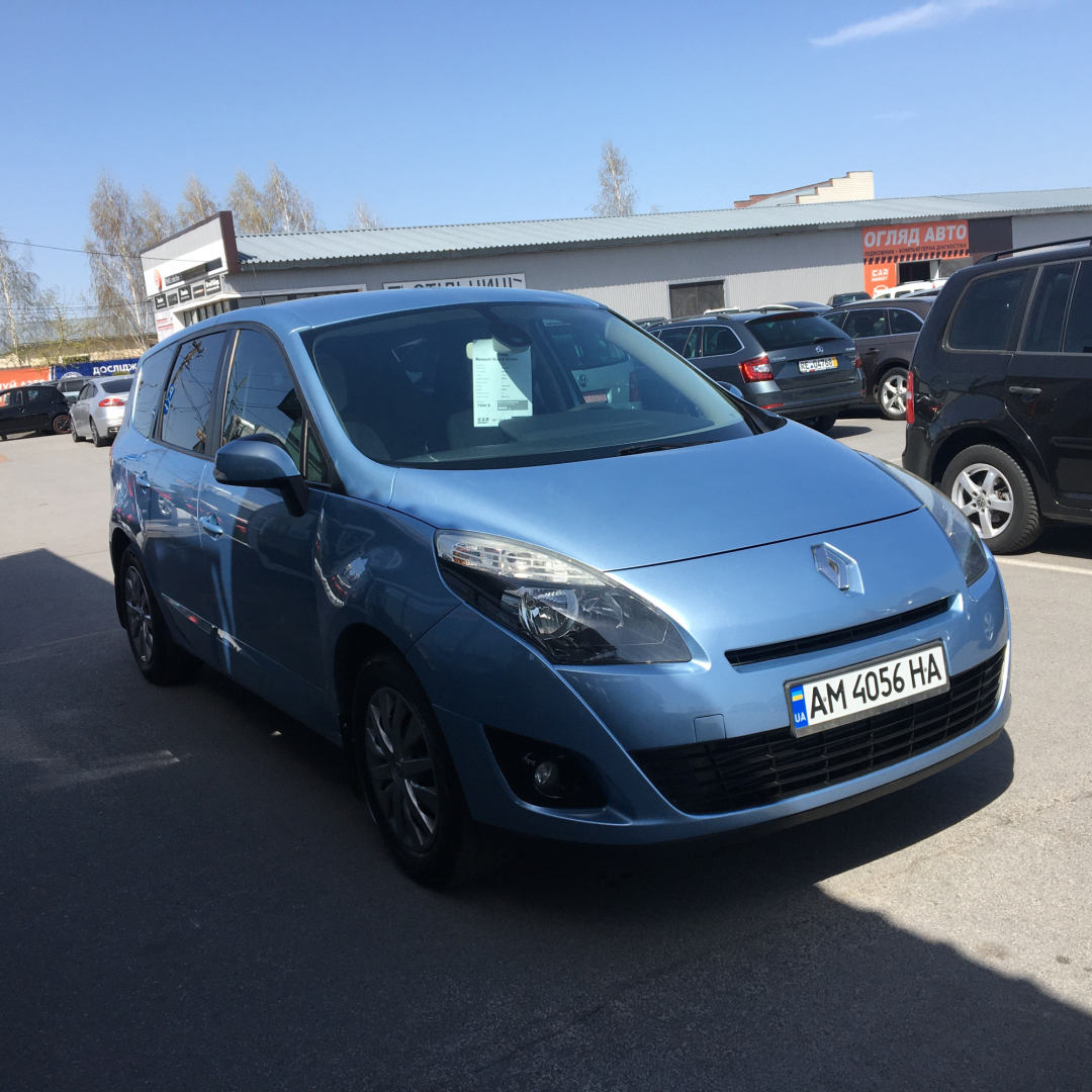 Renault Grand Scenic 2011 Renault Grand Scenic 2011