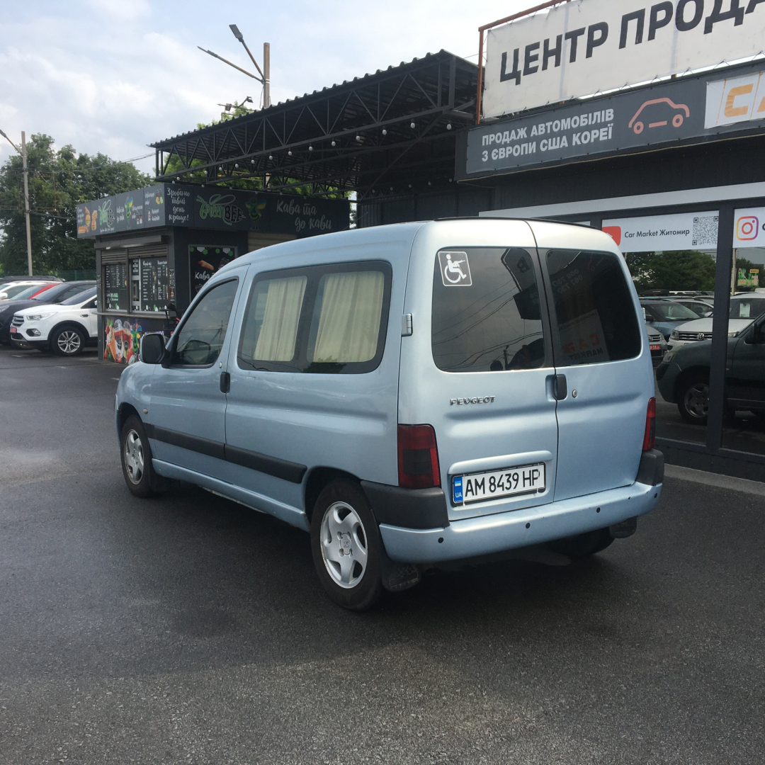 Peugeot Partner пасс. 2004 Peugeot Partner пасс. 2004