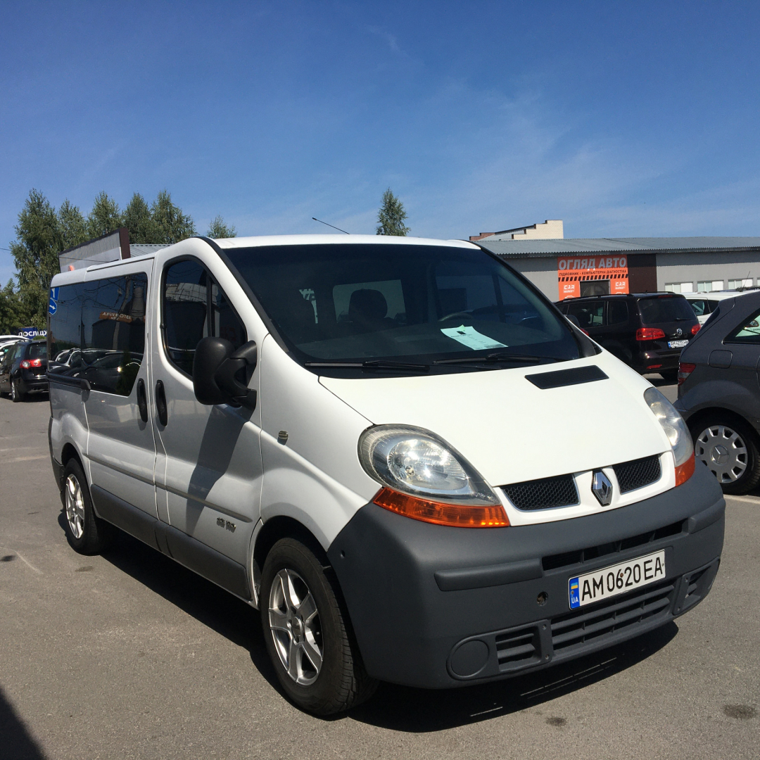 Renault Trafic пасс. 2006 Renault Trafic пасс. 2006