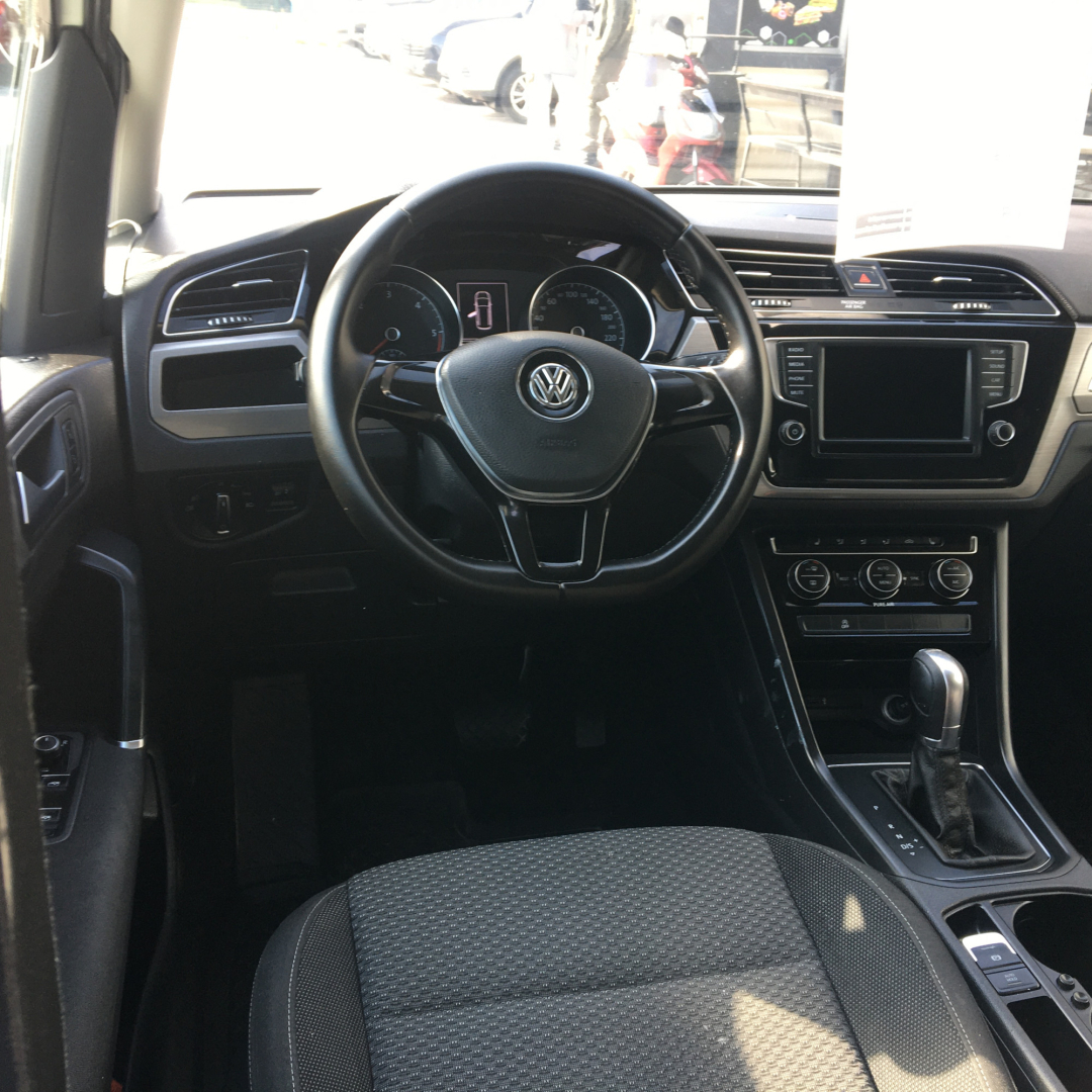 Volkswagen Touran 2016 Volkswagen Touran 2016