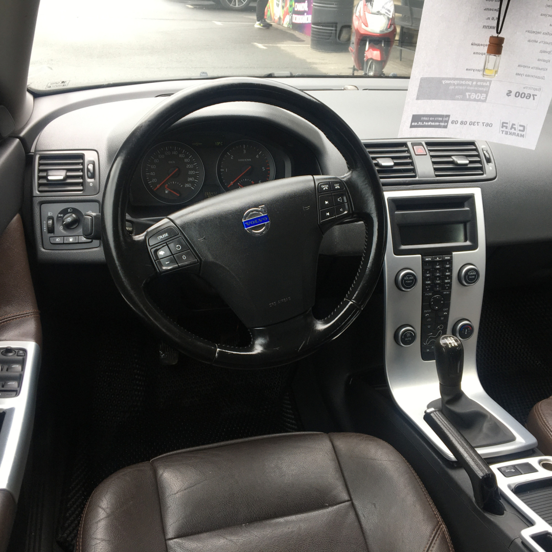 Volvo V50 2010 Volvo V50 2010