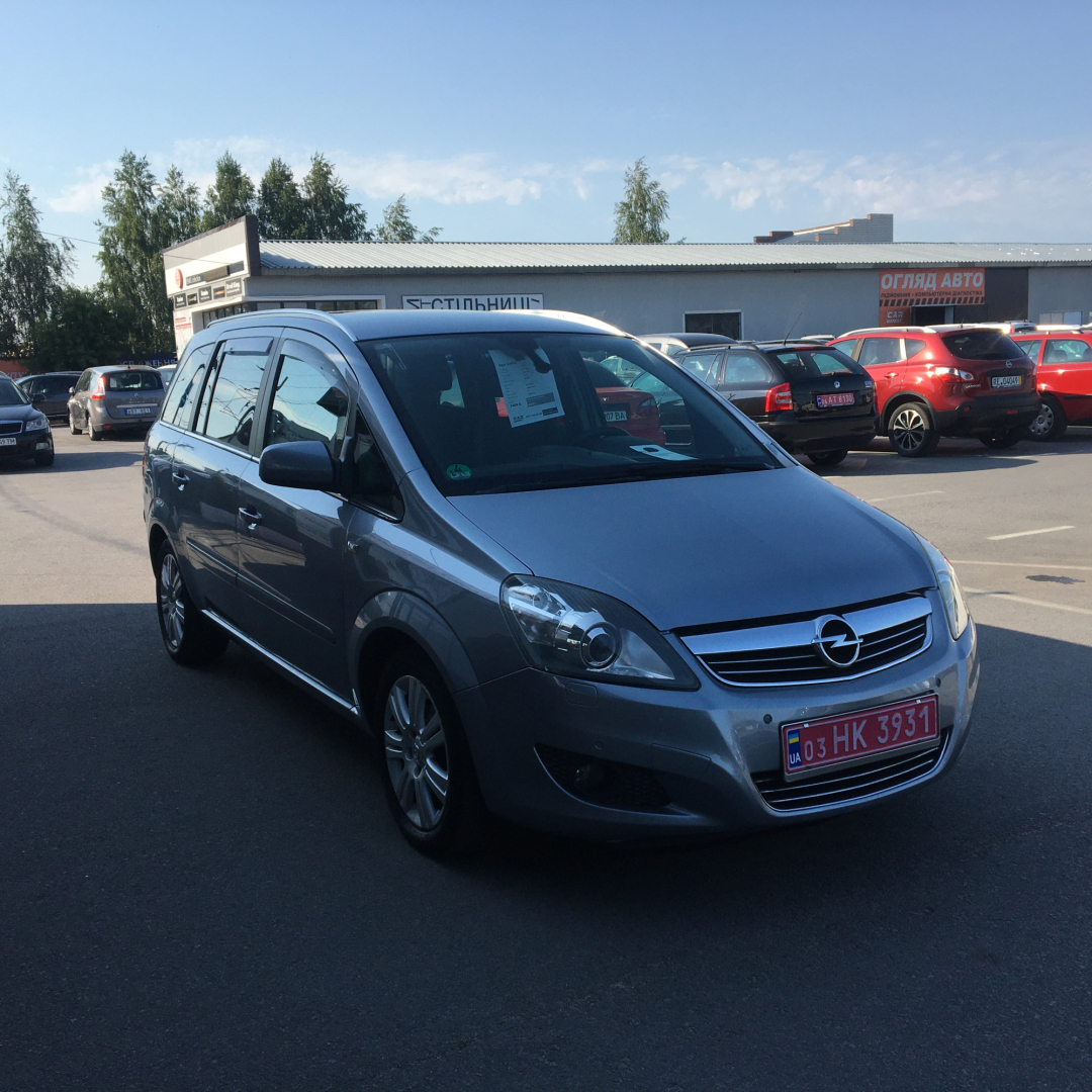 Opel Zafira 2010 Opel Zafira 2010