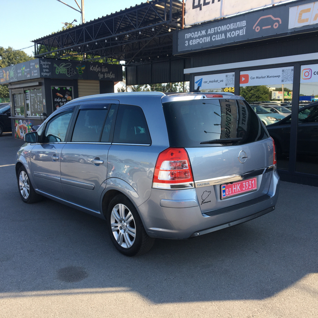 Opel Zafira 2010 Opel Zafira 2010
