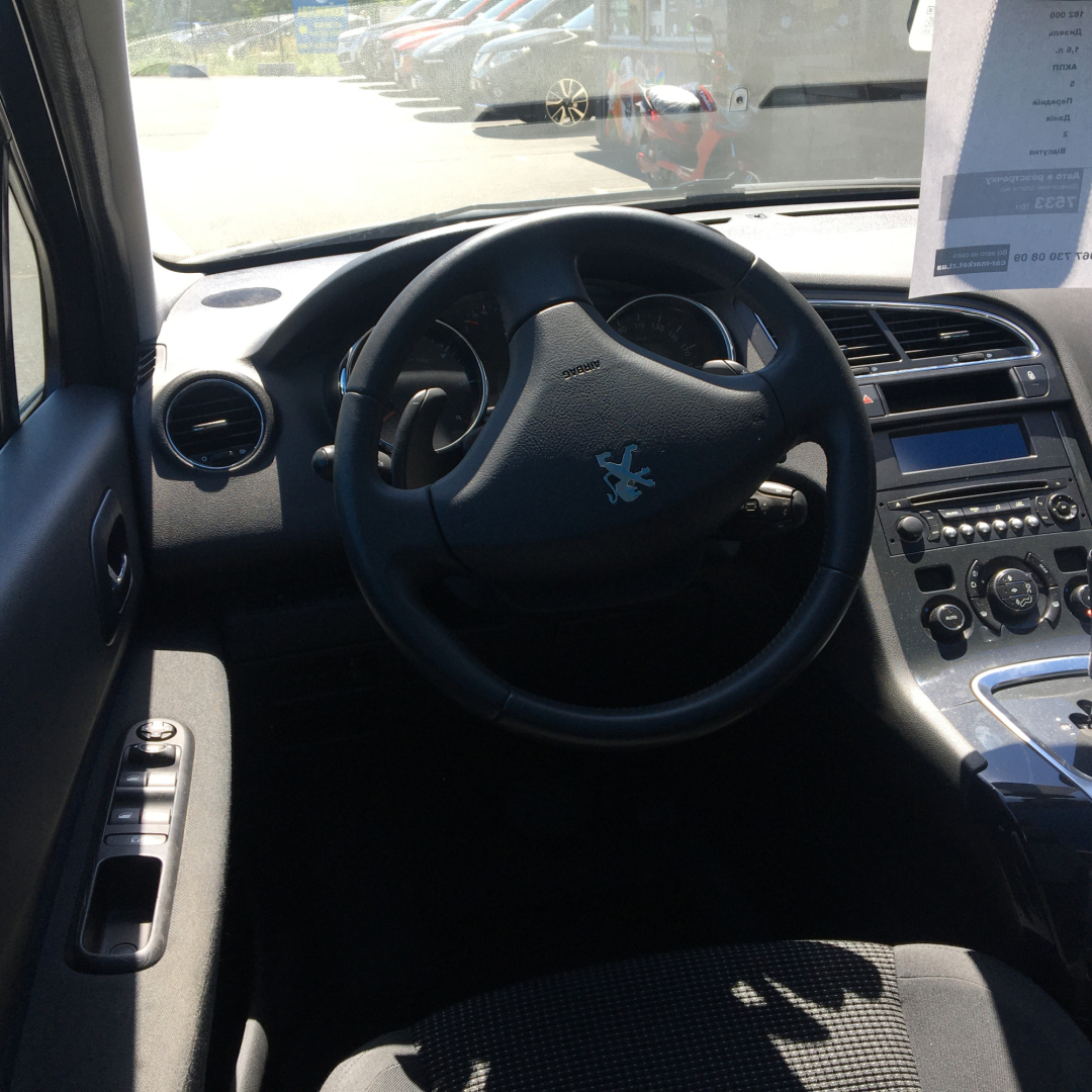 Peugeot 5008 2014 Peugeot 5008 2014