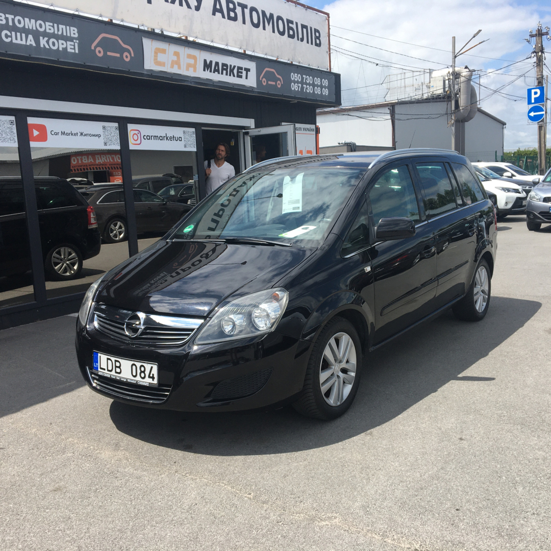 Opel Zafira 2010 Opel Zafira 2010