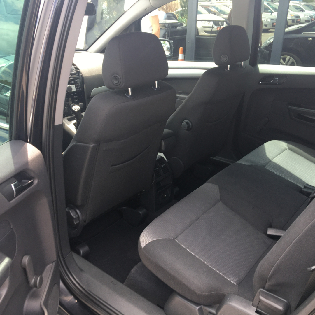 Opel Zafira 2010 Opel Zafira 2010