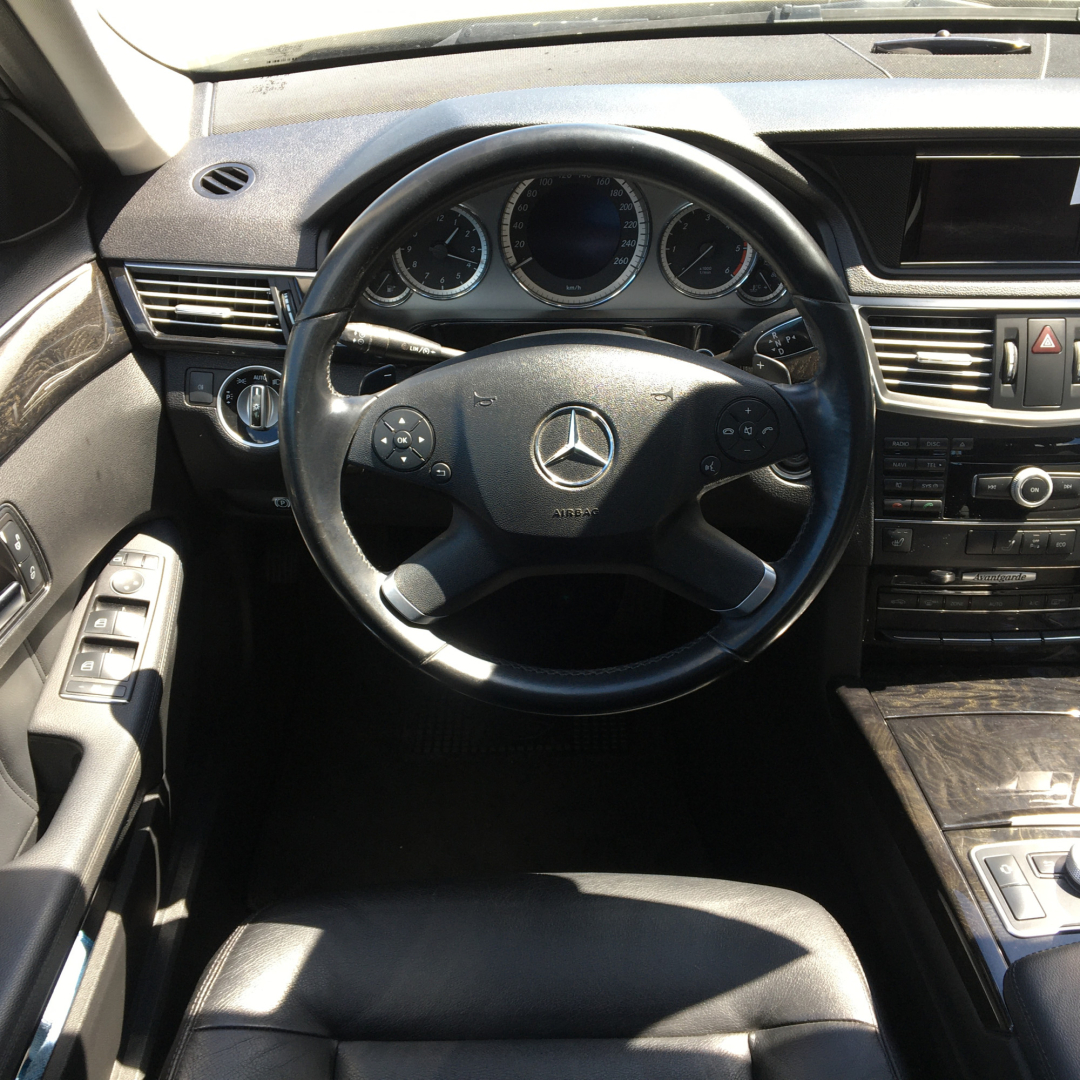 Mercedes-Benz E 250 2011 Mercedes-Benz E 250 2011