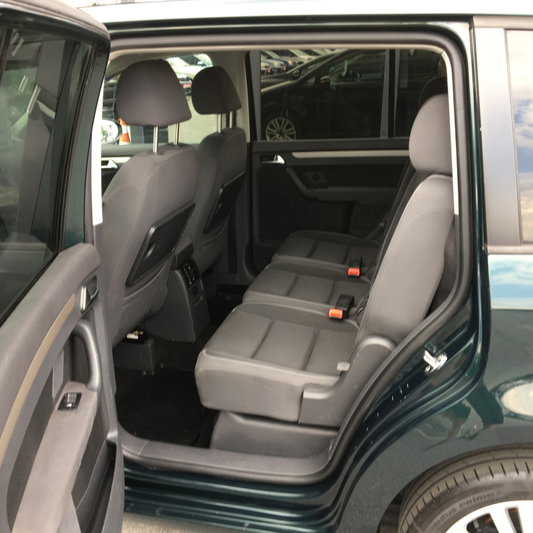 Volkswagen Touran 2010 Volkswagen Touran 2010