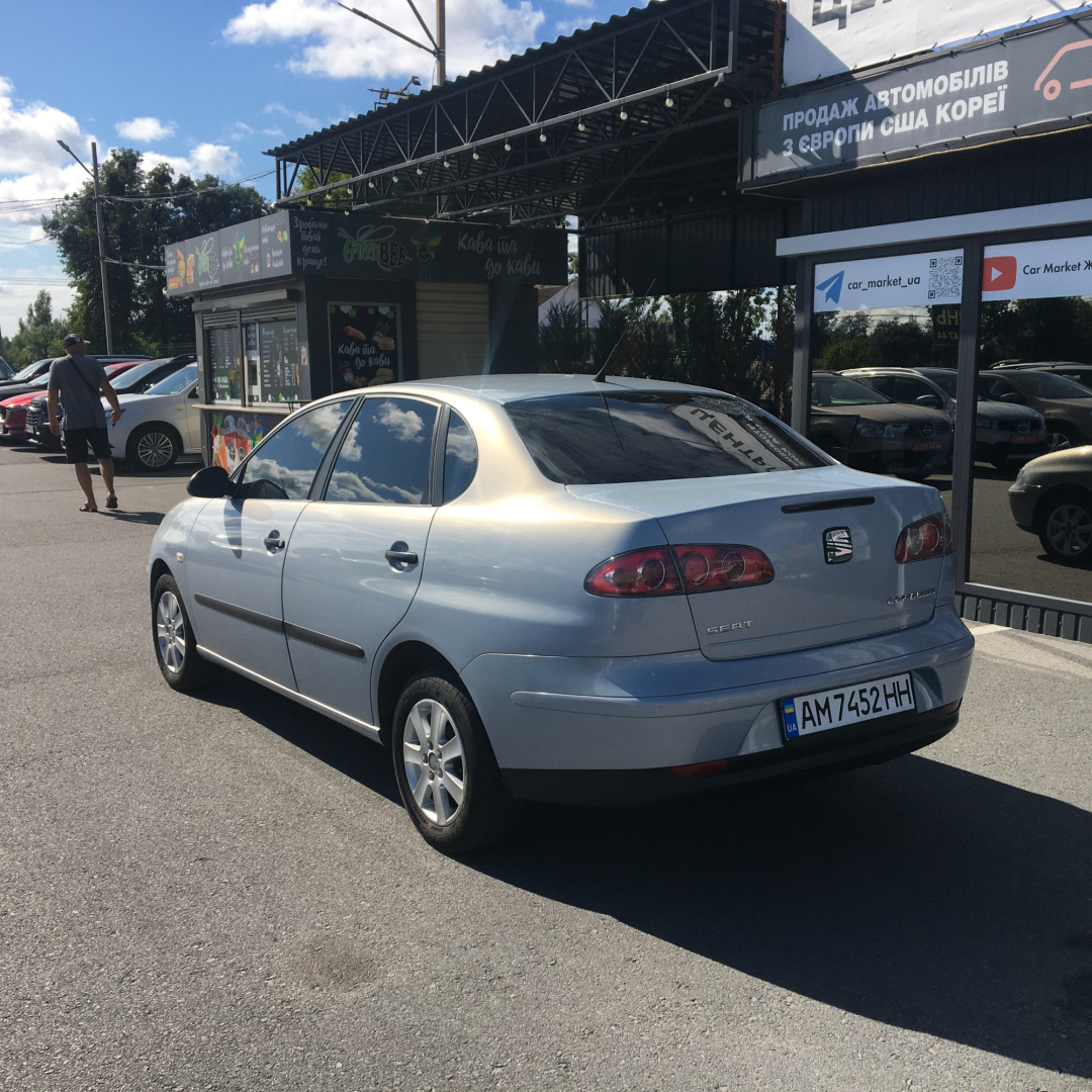 SEAT Cordoba 2004 SEAT Cordoba 2004