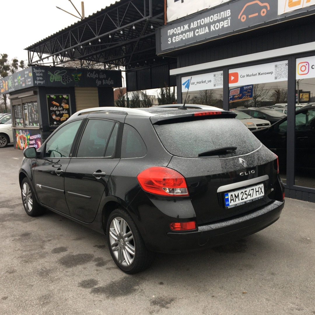 Renault Clio 2011 Renault Clio 2011