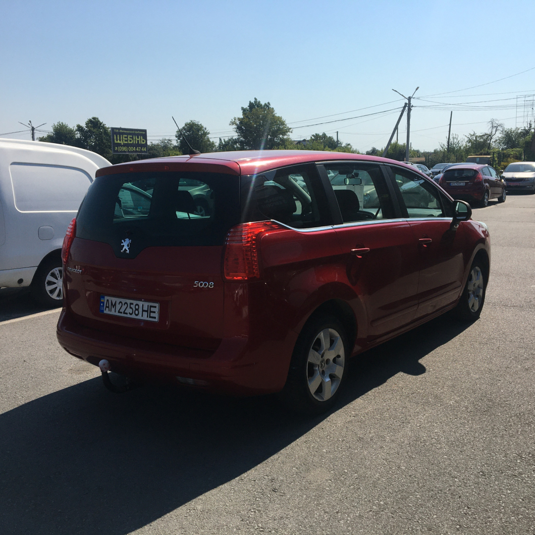 Peugeot 5008 2010 Peugeot 5008 2010