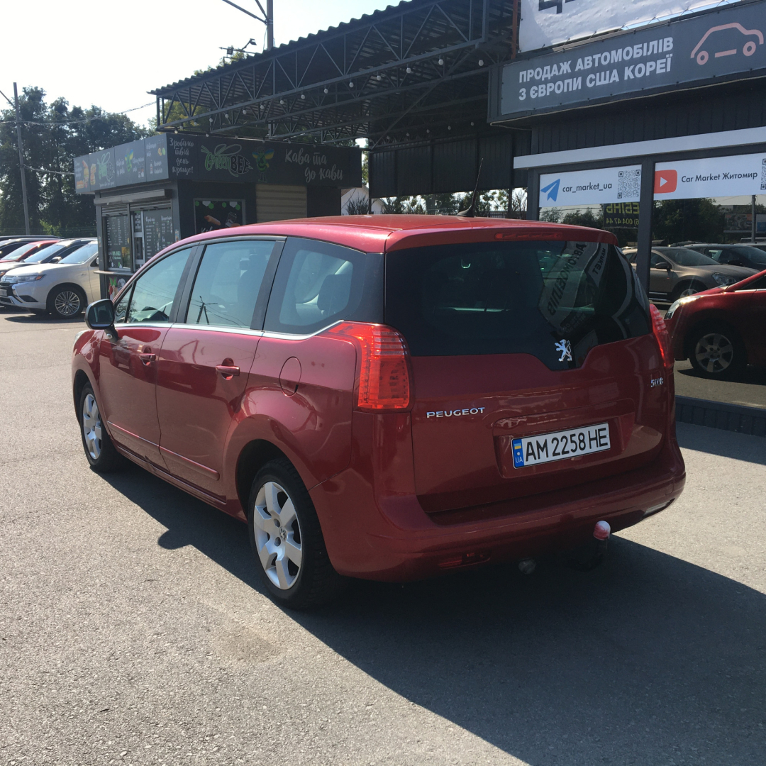 Peugeot 5008 2010 Peugeot 5008 2010