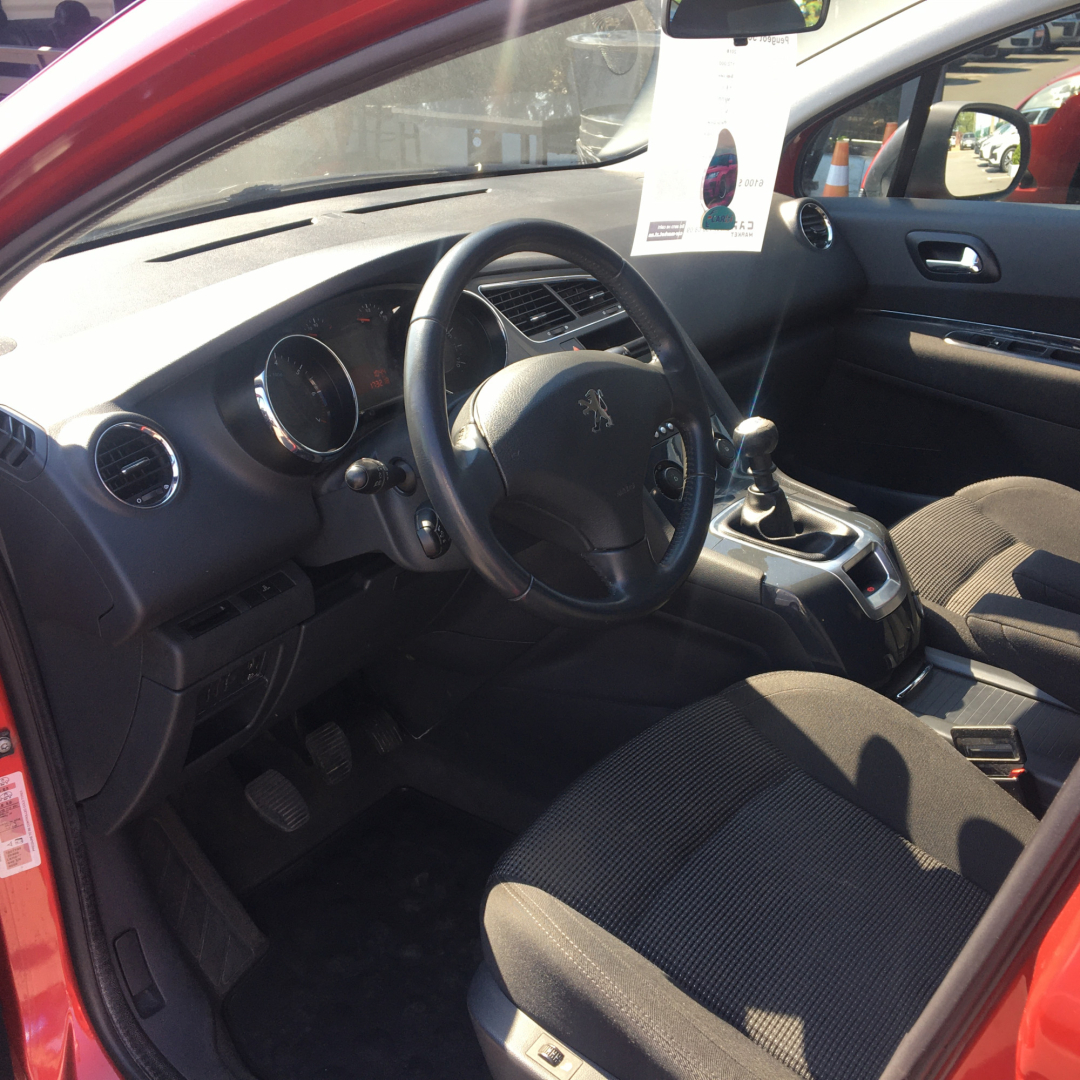 Peugeot 5008 2010 Peugeot 5008 2010