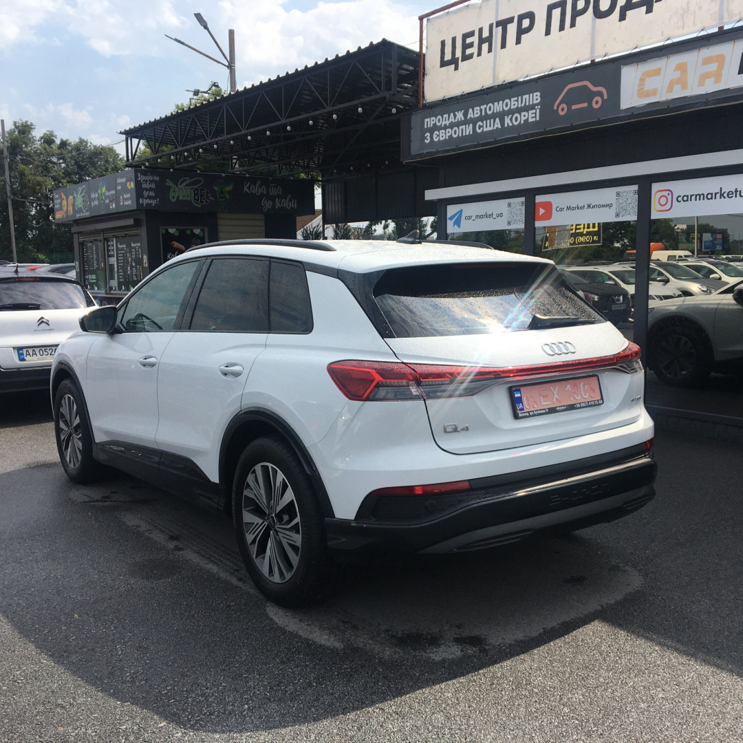 Audi Q4 e-tron 2022 Audi Q4 e-tron 2022