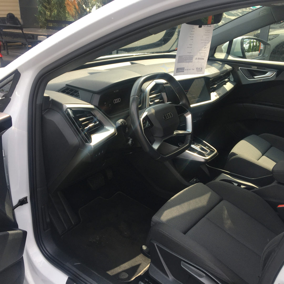 Audi Q4 e-tron 2022 Audi Q4 e-tron 2022