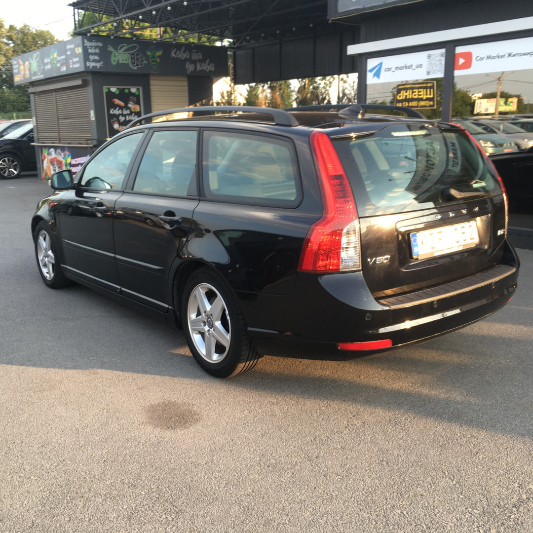 Volvo V50 2010 Volvo V50 2010
