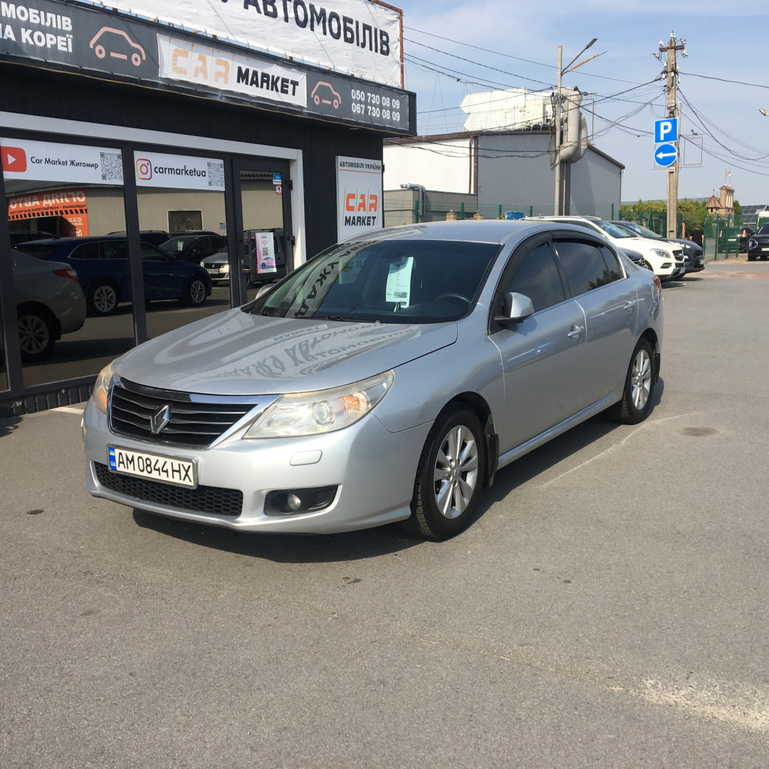 Renault Latitude 2010 Renault Latitude 2010