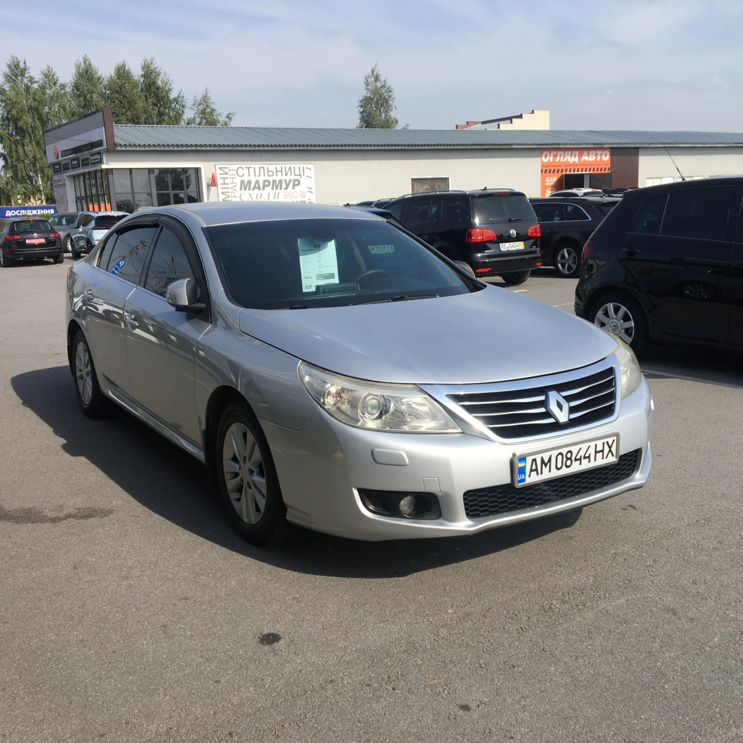 Renault Latitude 2010 Renault Latitude 2010