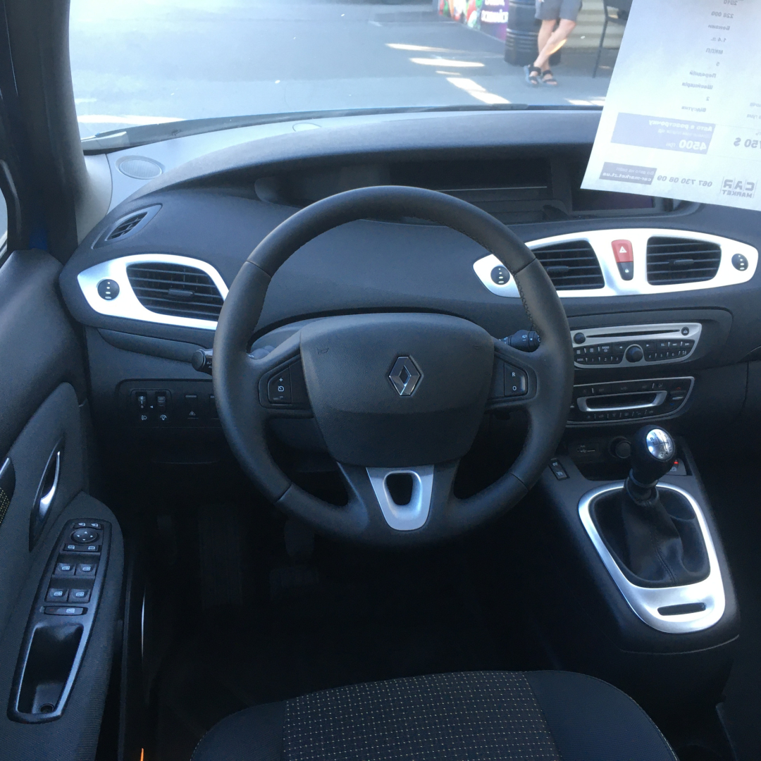 Renault Scenic 2010 Renault Scenic 2010