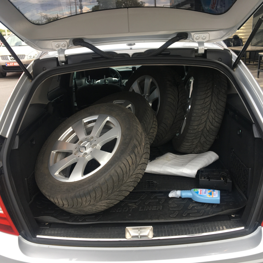 Mercedes-Benz C 200 2011 Mercedes-Benz C 200 2011