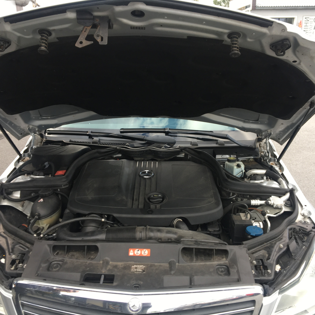 Mercedes-Benz C 200 2011 Mercedes-Benz C 200 2011