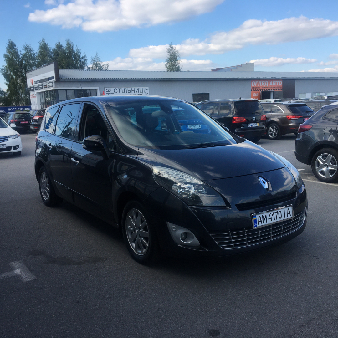 Renault Grand Scenic 2011 Renault Grand Scenic 2011