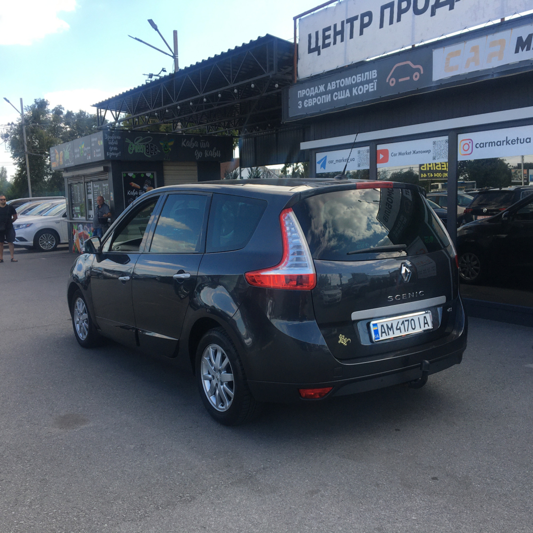 Renault Grand Scenic 2011 Renault Grand Scenic 2011