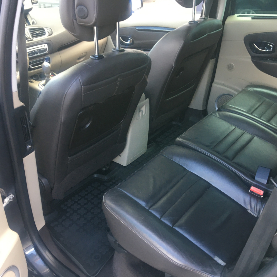 Renault Grand Scenic 2011 Renault Grand Scenic 2011