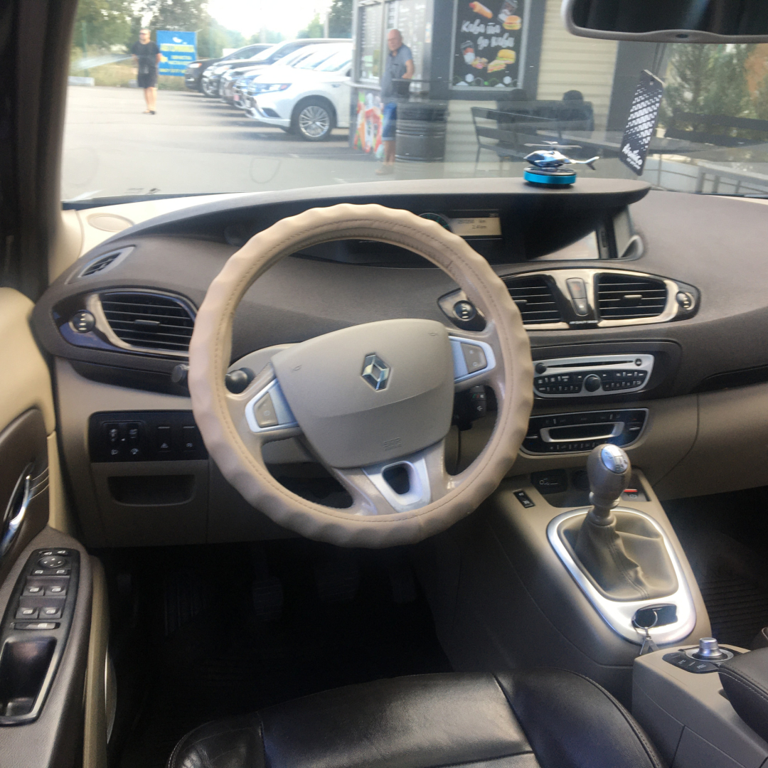 Renault Grand Scenic 2011 Renault Grand Scenic 2011