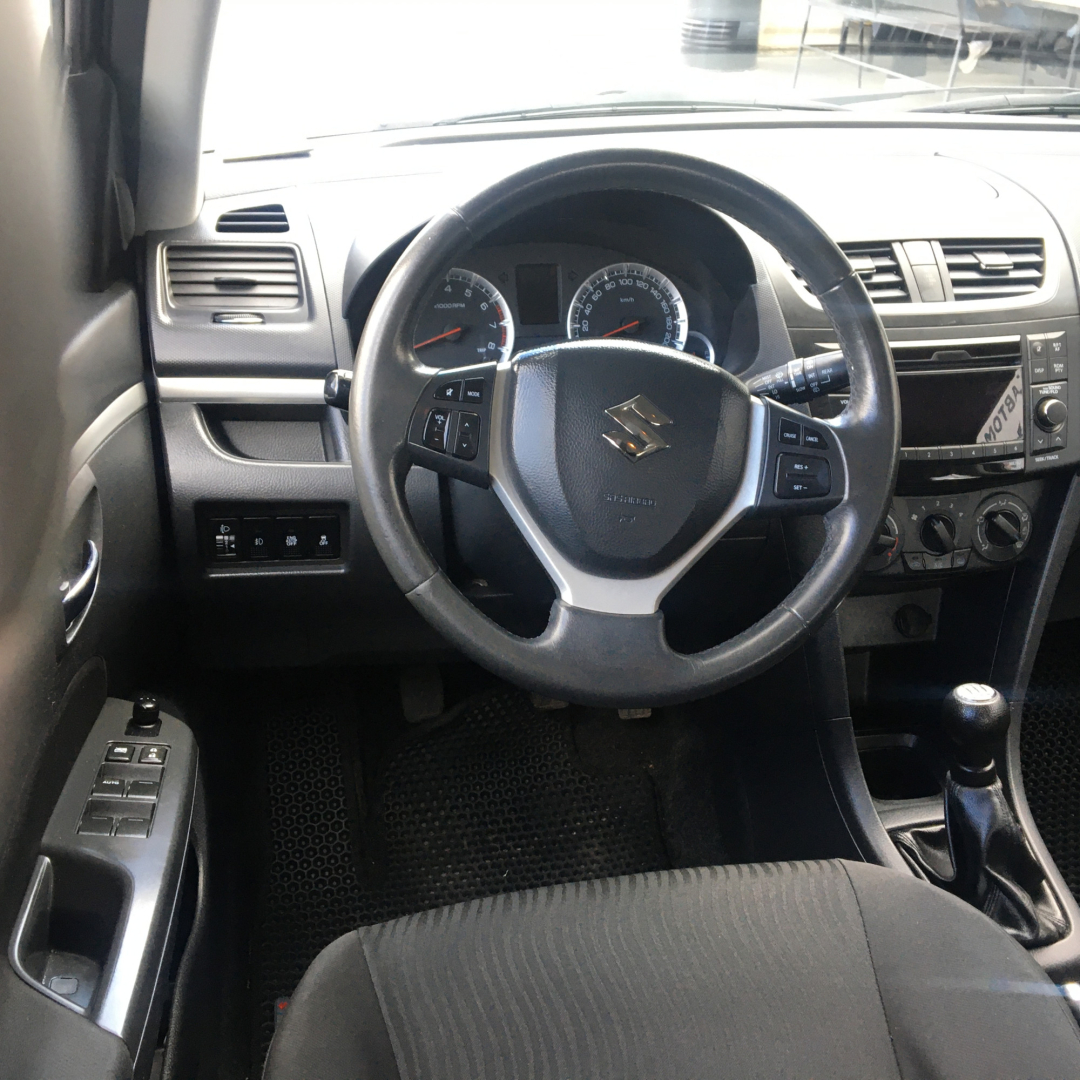 Suzuki Swift 2013 Suzuki Swift 2013